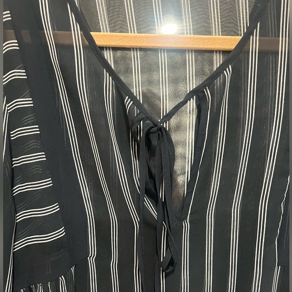 Sheer navy & white stripped flowy blouse - Picture 10 of 11